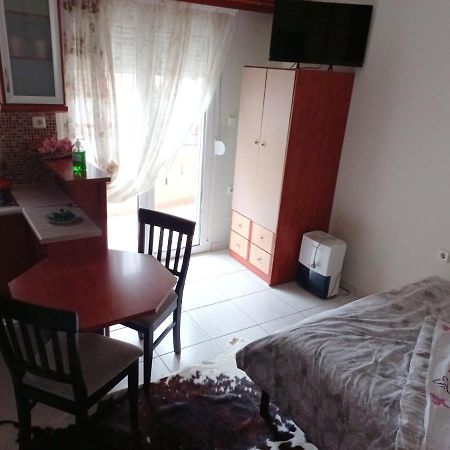 Ιάνθη Studio Leilighet Kardítsa Eksteriør bilde